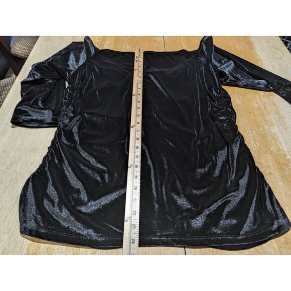 Torrid black velvet ruched shirred front off shoulder pull over top sz 3 3X - Picture 13 of 13